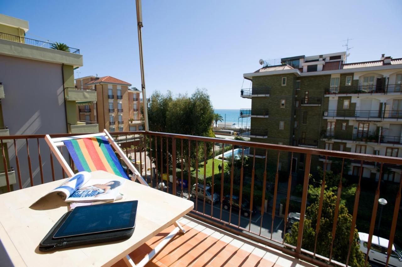Ligure Residence Pietra Ligure Dış mekan fotoğraf