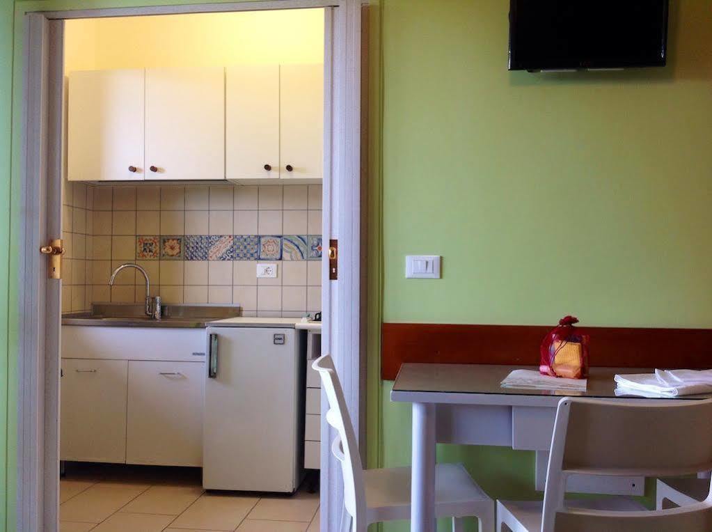 Ligure Residence Pietra Ligure Dış mekan fotoğraf